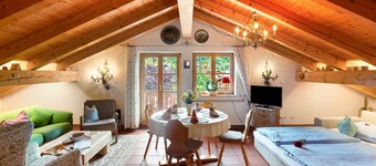 Appartement 'Edelweiß Nr 5' avec vue sur les montagnes, jardin partagé et Wi-Fi