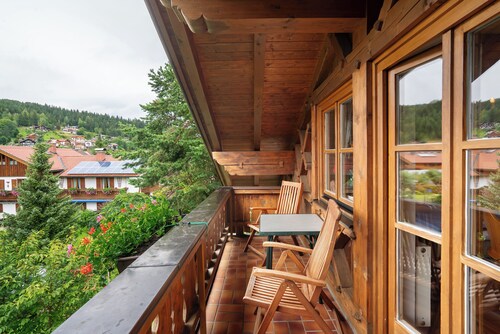 Apartment 'Edelweiß Nr 5' with Mountain View, Shared Garden and Wi-Fi