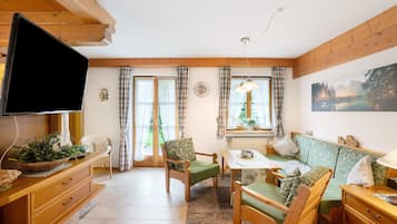 Fernseher, Stereoanlage