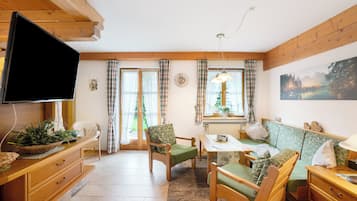 Fernseher, Stereoanlage