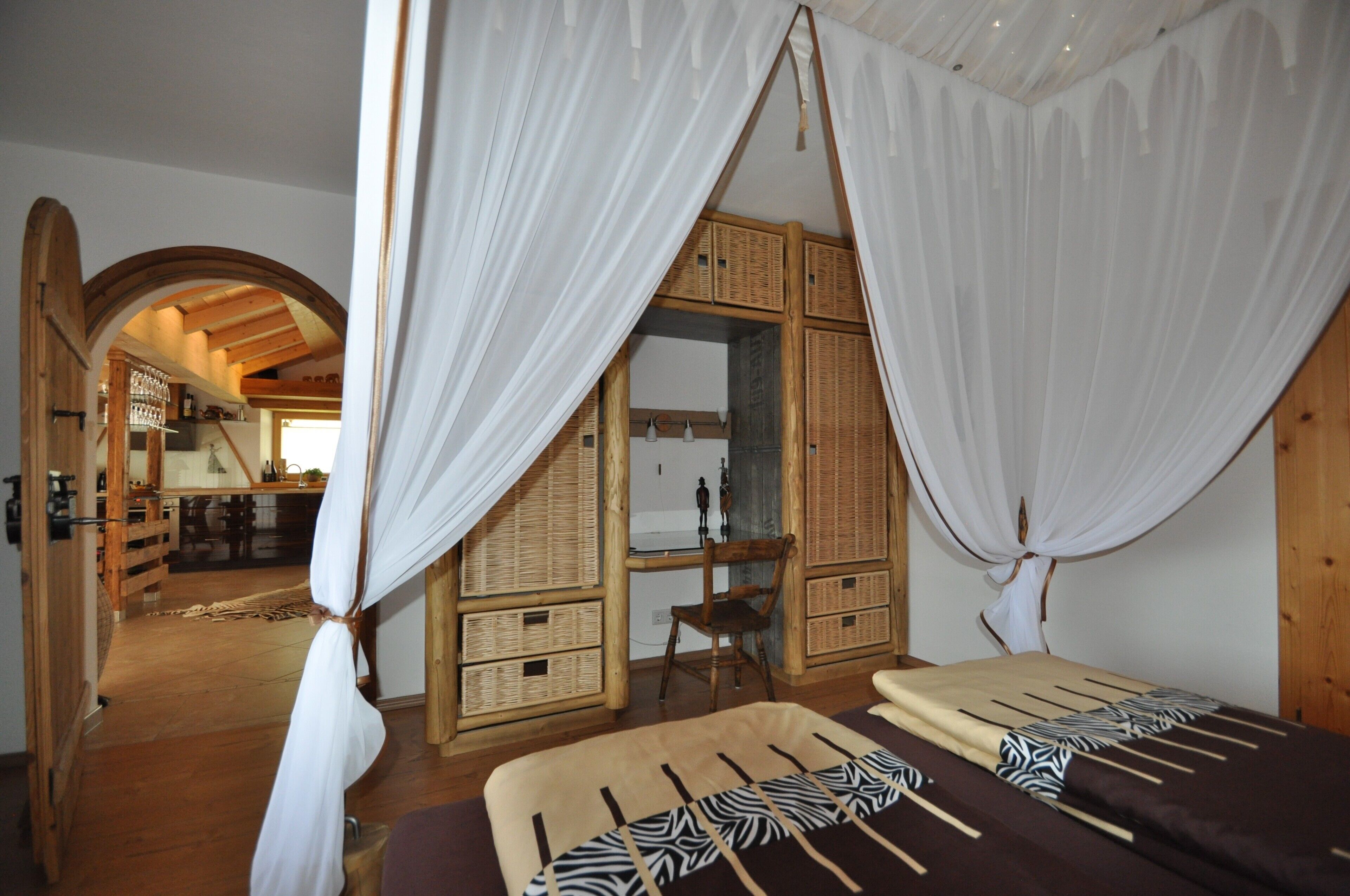 2 bedrooms, desk, iron/ironing board, free WiFi