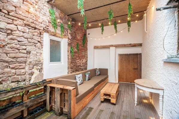 Property grounds - Vacation apartment 'Deluxe Apartement Lot54' with private terrace, WiFi and streaming services (Neidenbach)