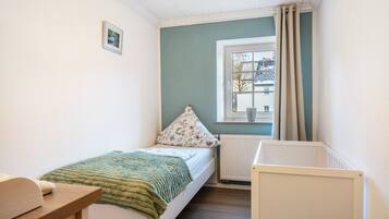 2 bedrooms, free WiFi, bed sheets