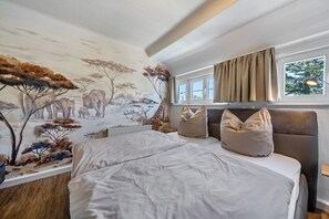 1 bedroom, iron/ironing board, free WiFi, bed sheets - Holiday Apartment 'Carpe Diem - Ferienwohnung' with Shared Garden and Wi-Fi (Görlitz)