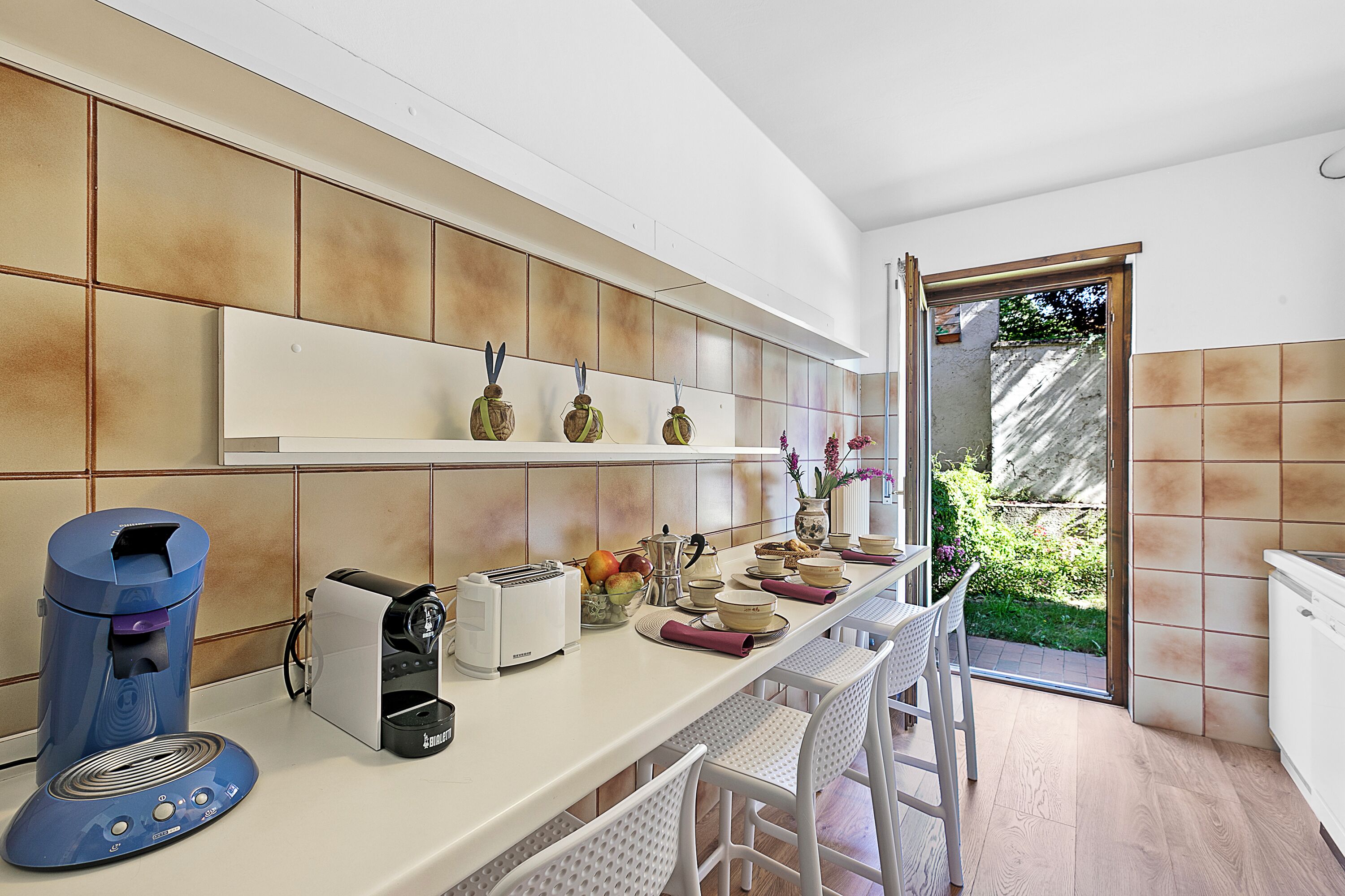 Family Apartment, Multiple Bedrooms (Il Giardino di Riva) | Private kitchen | Fridge, microwave, oven, stovetop