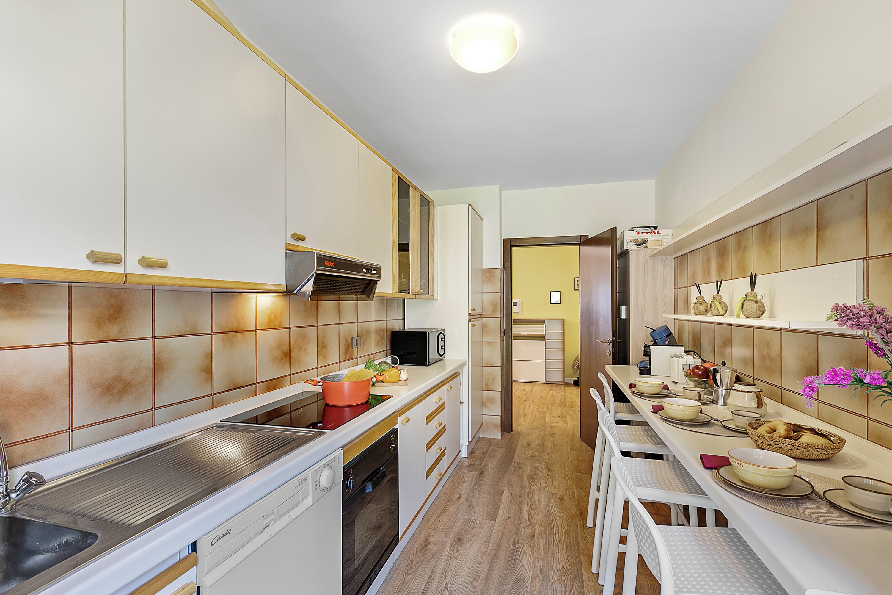 Family Apartment, Multiple Bedrooms (Il Giardino di Riva) | Private kitchen | Fridge, microwave, oven, stovetop