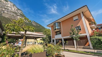 Family Apartment, Multiple Bedrooms (Il Giardino di Riva) | Exterior