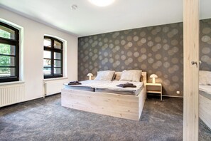 2 bedrooms, free WiFi, bed sheets