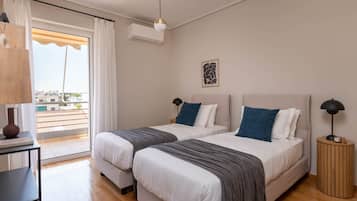 3 bedrooms, iron/ironing board, WiFi (free), bed sheets
