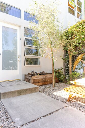 Azul Studio Loft w patio 5min walk to Venice Beach