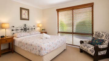 4 bedrooms, individually decorated, individually furnished