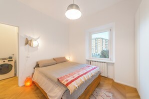 1 camera, ferro/asse da stiro, Wi-Fi, lenzuola