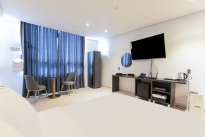 Standard-Doppelzimmer, Nichtraucher, eigenes Bad | Hochwertige Bettwaren, Betten mit Memory-Foam-Matratzen