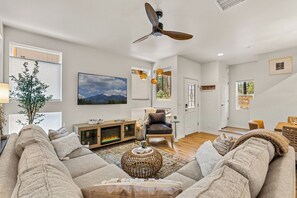 Smart-tv en een open haard