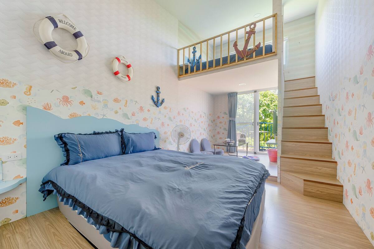 Habitación cuádruple | Cortinas opacas, wifi gratis, ropa de cama