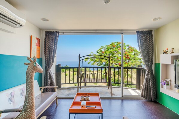 Kamar Double Deluks, balkon, pemandangan laut | Pemandangan dari kamar