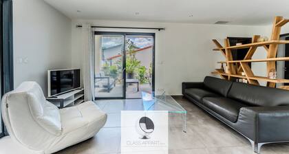 Villa Neuve Haut de Gamme avec Piscine Ă  Louer Ă  la Semaine Ă  Castelnau-le-Lez