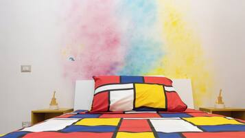 Doppia Basic, 1 letto matrimoniale, balcone, vista città | Biancheria da letto di alta qualità, copriletto in piuma