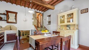 Unclassified image, 3 of 19, button - Stunning  villa with pool, WIFI, TV, terrace and panoramic view, close to Greve In Chianti (Gaiole In Chianti)
