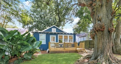 Blissful Blue Bungalow in Baton Rouge