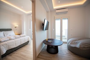 Junior Apartment | 2 bedrooms, desk, soundproofing, iron/ironing board - Flisvos Beachfront Apartments (Skopelos)