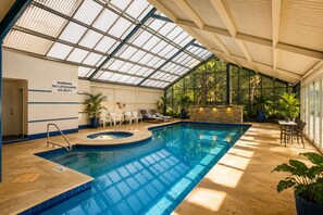 屋外プール、温水プール