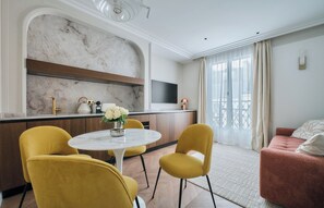 Deluxe appartement, balkon (501) | 1 slaapkamer, luxe beddengoed, individueel gedecoreerd