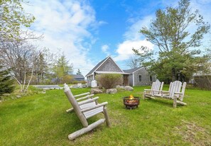 Property grounds - Sand Cove Cottage-New! (Gouldsboro)