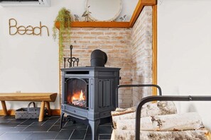 Interior - Sand Cove Cottage-New! (Gouldsboro)