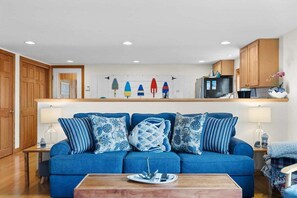 TV - Sand Cove Cottage-New! (Gouldsboro)