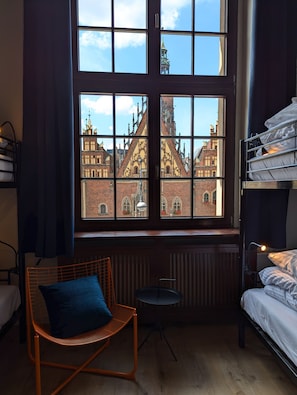 Felles sovesal – comfort, kun for kvinner, byutsikt | Utsikt fra rommet
