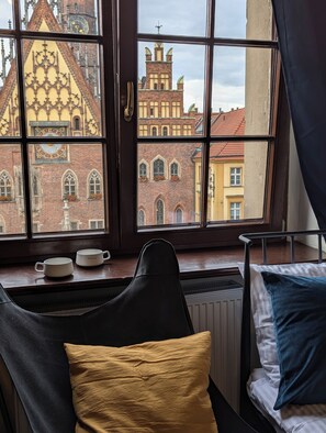 Hypo-allergenic bedding, individually decorated, individually furnished - Rynek 30 Hostel (Wroclaw)