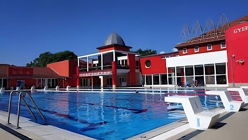 Charming 2-bedroom house with AC, WiFi in marvelous Mórahalom