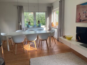 Dining - Genießen Sie Ihren Urlaub in Diesem Toll Ausgestatteten, Komfortablen Ferienhaus (Nordenham)