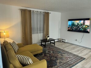 Living area - Beautiful two bedroom downtown Anchorage  (Anchorage)