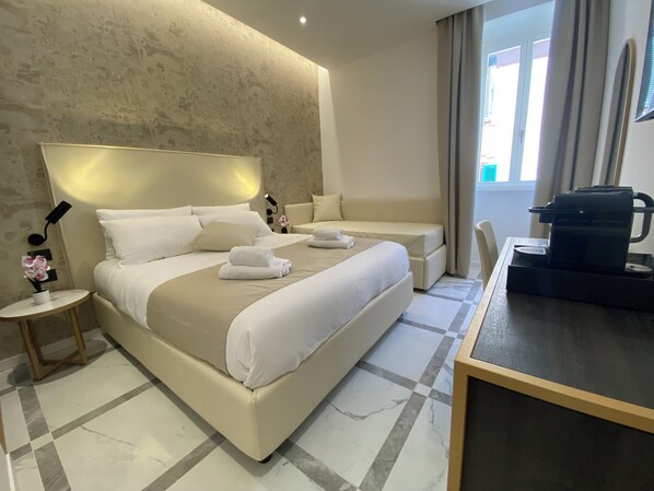 Superior Double Room | Premium bedding, down comforters, memory foam beds, in-room safe - Suite Croce (Rome)