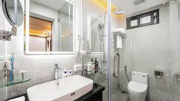 Family Room | Bathroom | Shower, hair dryer, bathrobes, slippers