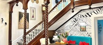 Dunningwell Hall 酒店
