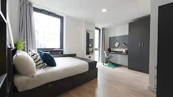 Doppelzimmer | 4 Schlafzimmer, Verdunkelungsvorhänge, kostenloses WLAN, Bettwäsche