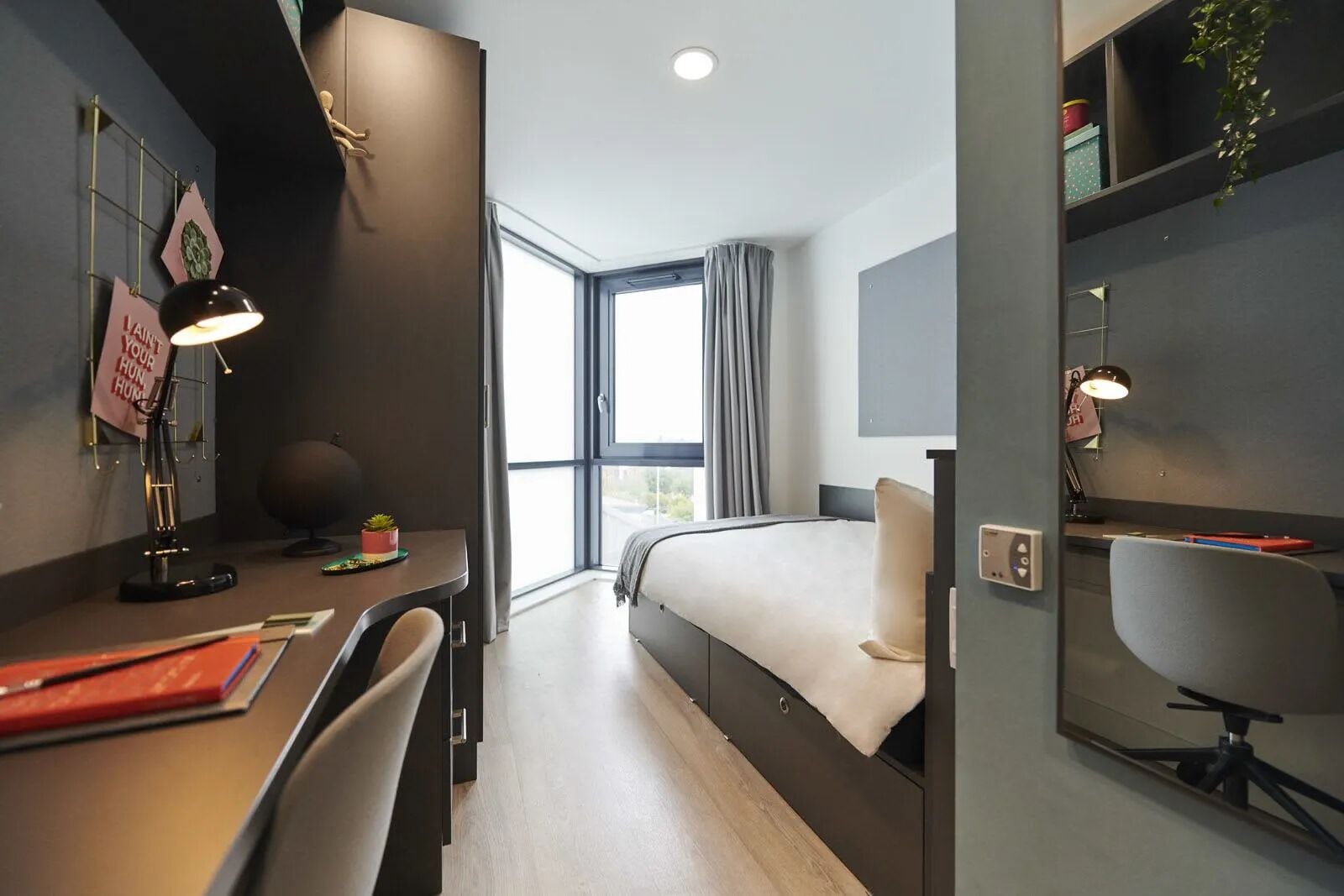Blackout curtains, free WiFi, bed sheets