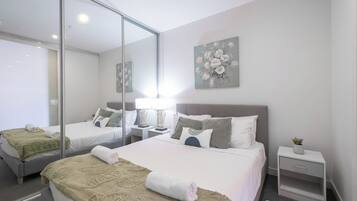 1 bedroom, iron/ironing board, free WiFi, bed sheets