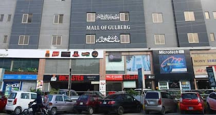 Gulberg Suites