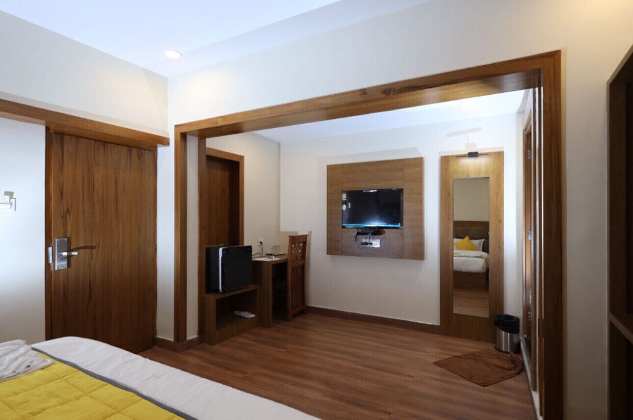 Executive Double Room | Soundproofing, iron/ironing board, free WiFi