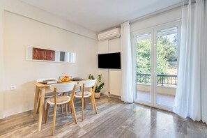 Living area - Seaview Portside apartment (Corfu)