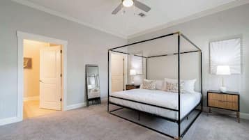 2 bedrooms, desk, iron/ironing board, travel cot