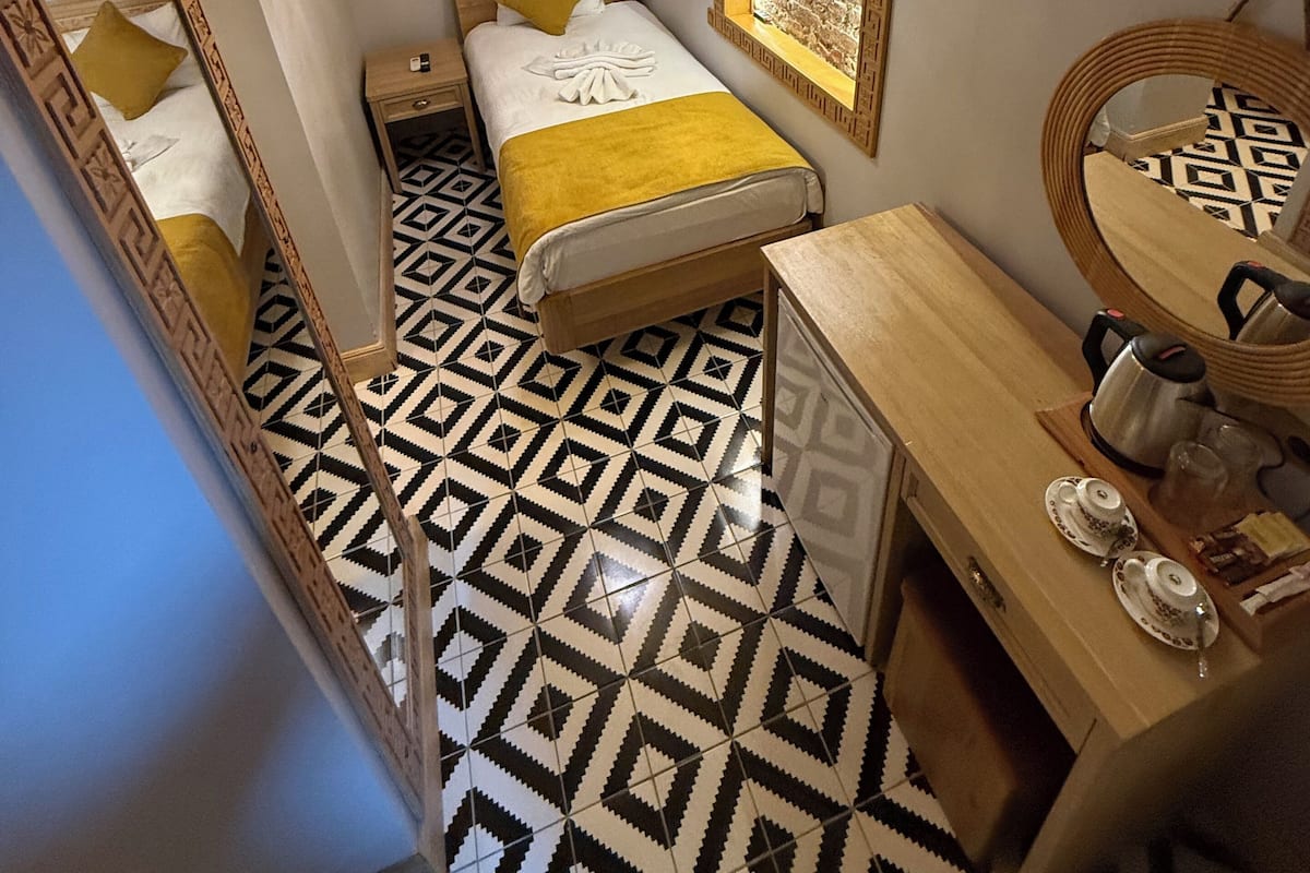 標準客房 | 埃及棉床單、高級寢具、書桌、筆電工作空間