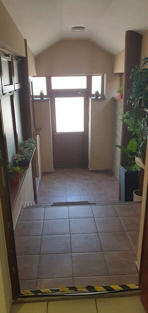 Reception - Radio Hotel Bratislava (Bratislava)