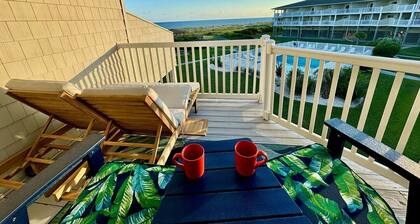 SSV 205 - Sunshine Oasis: Oceanfront condo in Oak Island, sleeps 8 with pool access!