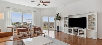 Fully Renovated Ocean Park Condo | Easy Walk to Beach | Fabulous Views from Balcony