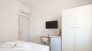 Room - Das Halte Haus - Room 301 (Olbia)